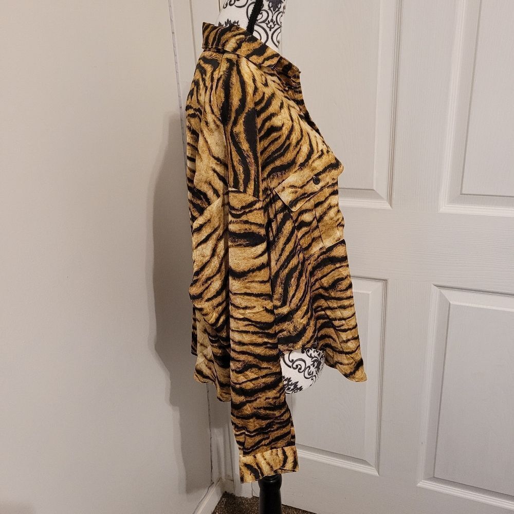 Signature 8 zebra print top - Picture 5 of 10